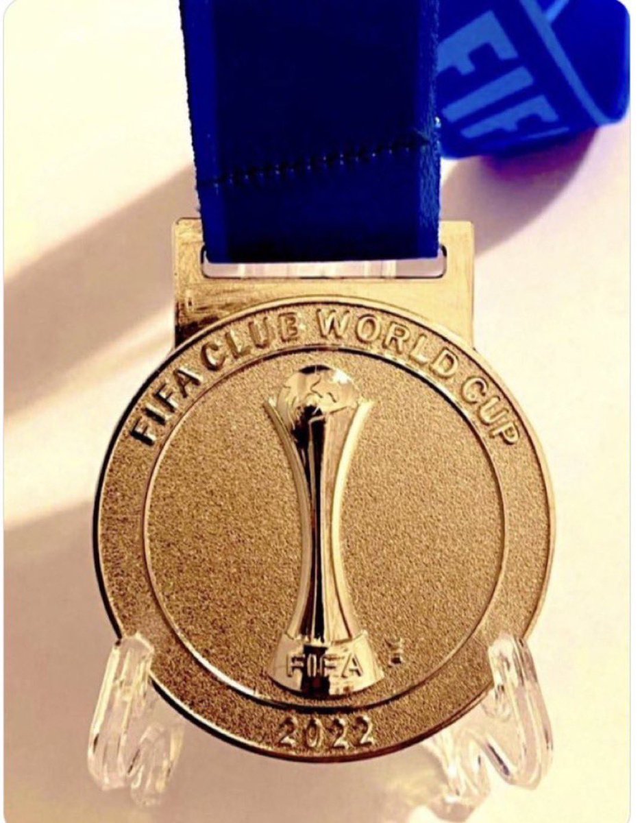 #الهلال_قرعه_كاس_العالم تبقى حلم كل محروم
وتبقى صعبه ع الصغار