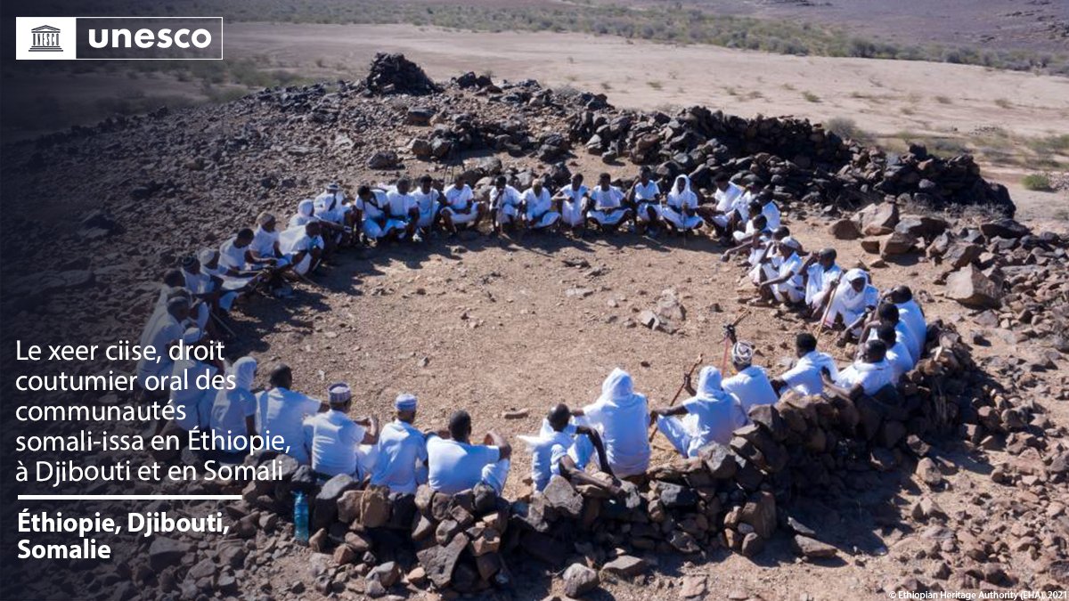 UNESCO_fr's tweet photo. 🔴 FLASH INFO

Nouvelle inscription sur la Liste du #PatrimoineImmatériel : Le xeer ciise, droit coutumier oral des communautés somali-issa en #Éthiopie🇪🇹, à #Djibouti🇩🇯 et en #Somalie🇸🇴.

Félicitations !

https://t.co/uaOG69gqvK #PatrimoineVivant https://t.co/QDJg76mBIO