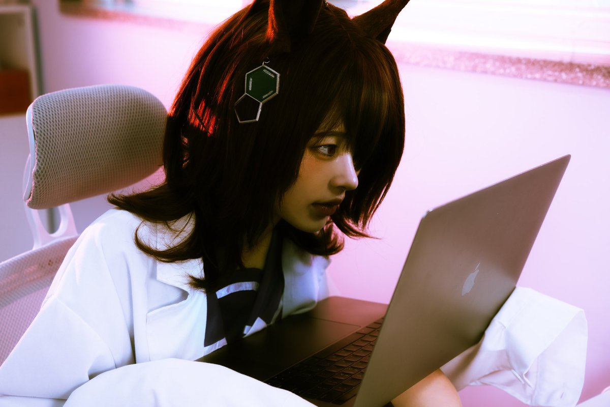 우마무스메 프리티 더비 새로운 시대의 문
ウマ娘 プリティーダービー 新時代の扉

아그네스 타키온
アグネスタキオン

🧪

애초에 레이스의 승패 따윈
내게 있어선 아무래도 상관없는 일이라네

Pb. 딸기 님 <a href="/rhrl_tkwls/">딸기</a> 

#ウマ娘