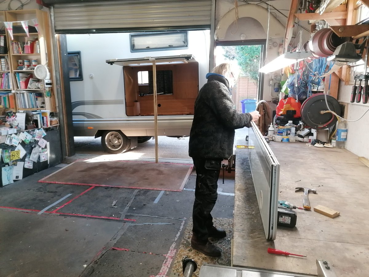 TheEnglishCarav's tweet photo. Its another 'rotten' day in the workshop! ♥️♥️♥️
#theenglishcaravancompany #vintagecaravanworkshop #caravanworkshop #motorhomerepair #laikamtorhome #rottenwood https://t.co/eMwoScSVBU
