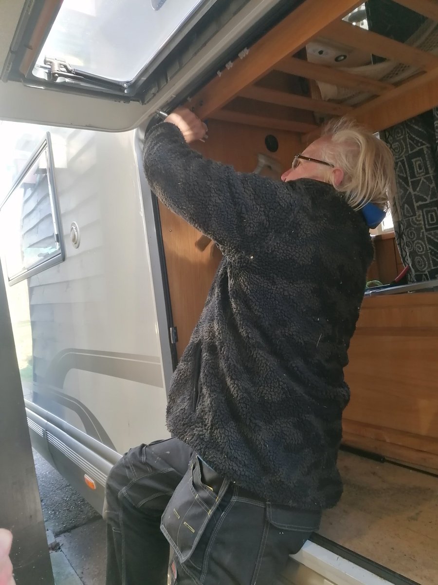 TheEnglishCarav's tweet photo. Its another 'rotten' day in the workshop! ♥️♥️♥️
#theenglishcaravancompany #vintagecaravanworkshop #caravanworkshop #motorhomerepair #laikamtorhome #rottenwood https://t.co/eMwoScSVBU
