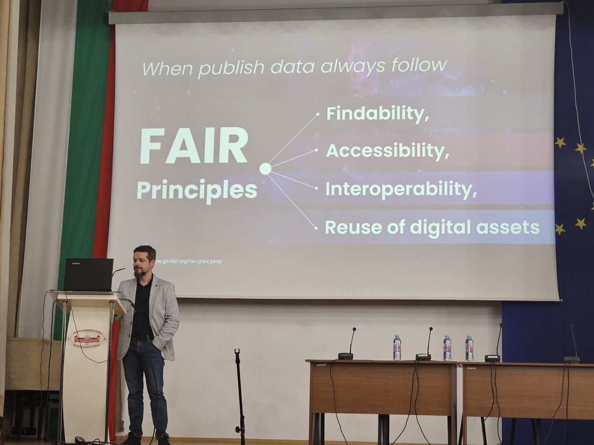 Pensoft's tweet image. 🗨️Imagine if ALL these links were provided as hyperlinks within a #scholarly publication!

📸At today's Bulgarian #BarcodeofLife symposium, our CTO @teodorpensoft presents the #FAIRdata-friendly workflows we have been working on at #Pensoft!

#biodiversity #metabarcoding