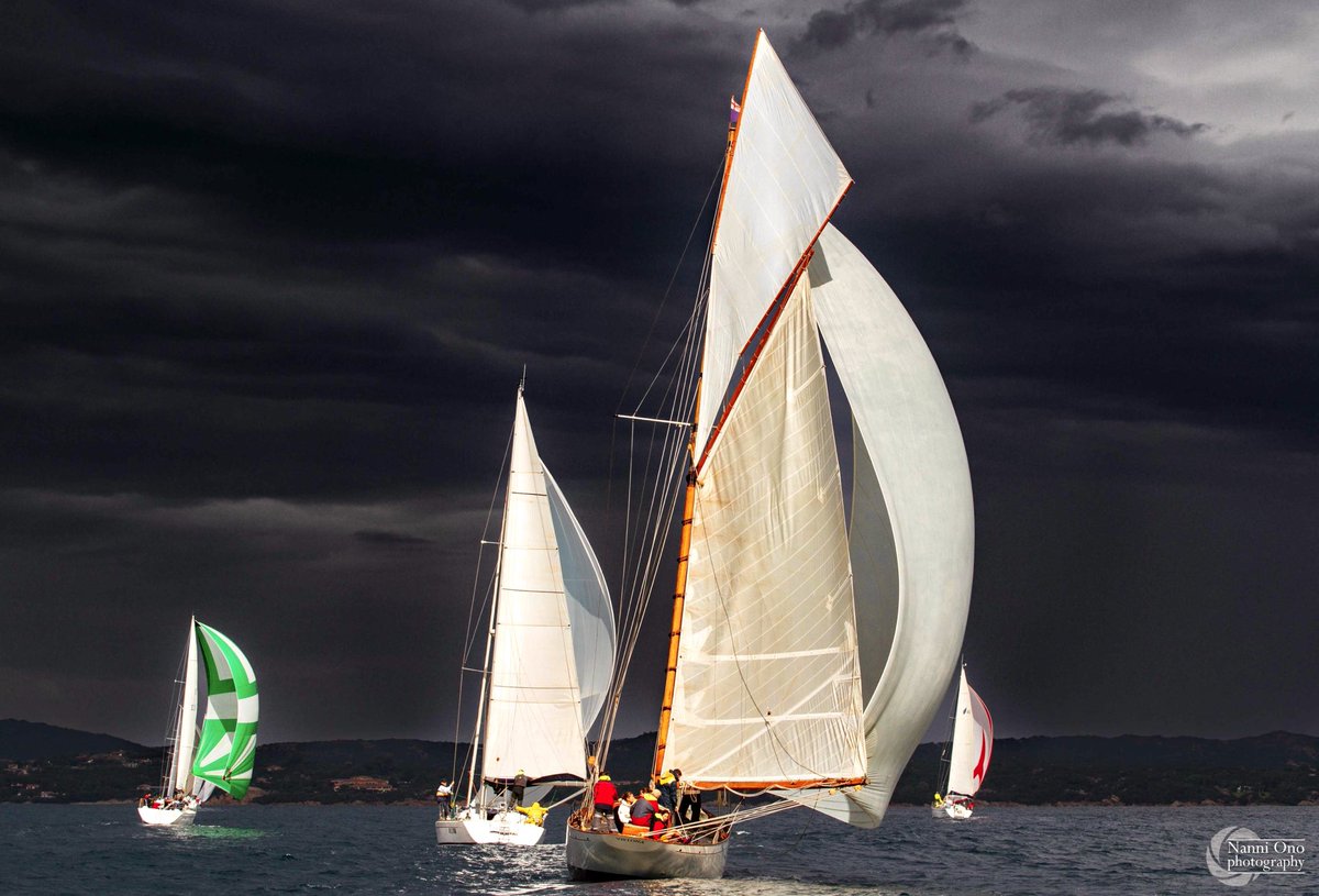 Sailing. #italy #sardinia #portorotondo #classicboat #photography #yacht #photographer #seascape #seashore #seaside #sea #mare #sardegna #isola #clouds
