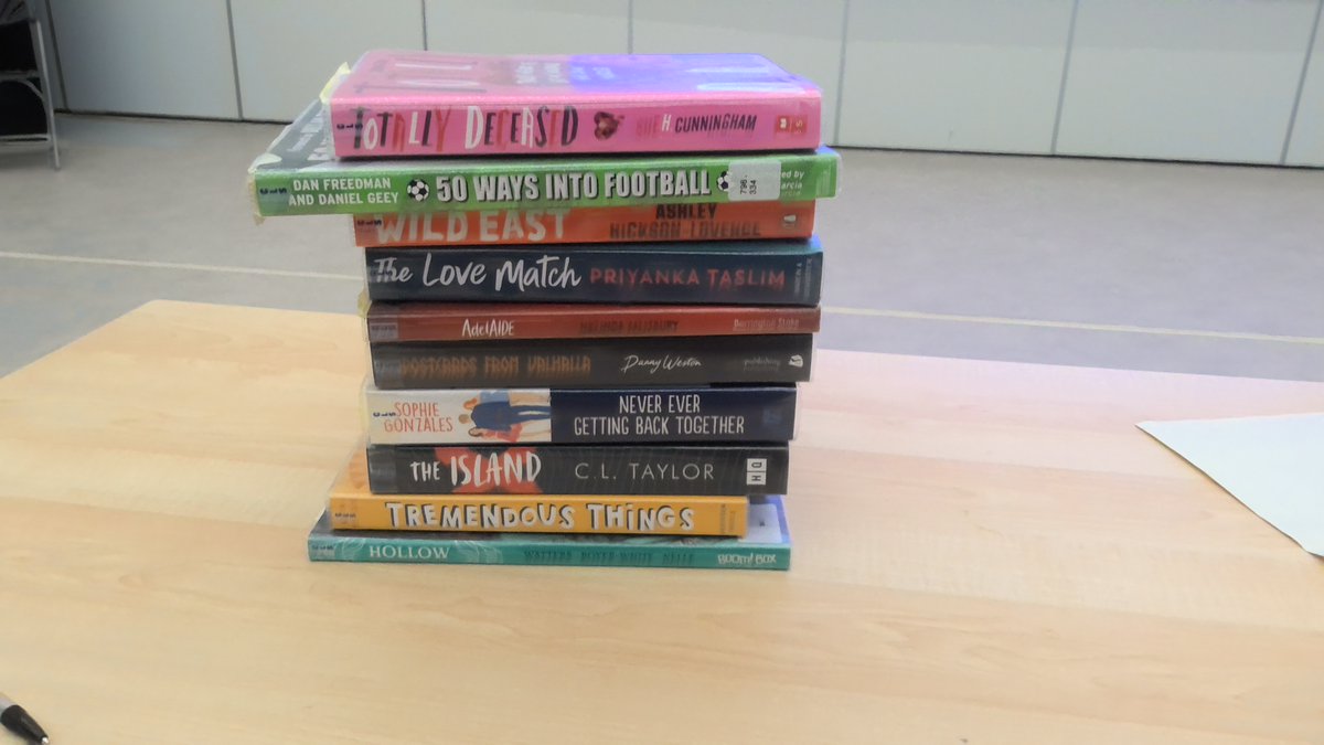 AFS_English's tweet photo. Thank you to @MidlandsCLS for doing a book talking session with Year 9 at @AvantiFields this week! There's a great selection of books available for our students to borrow from our library. https://t.co/p6T0rwvvSr