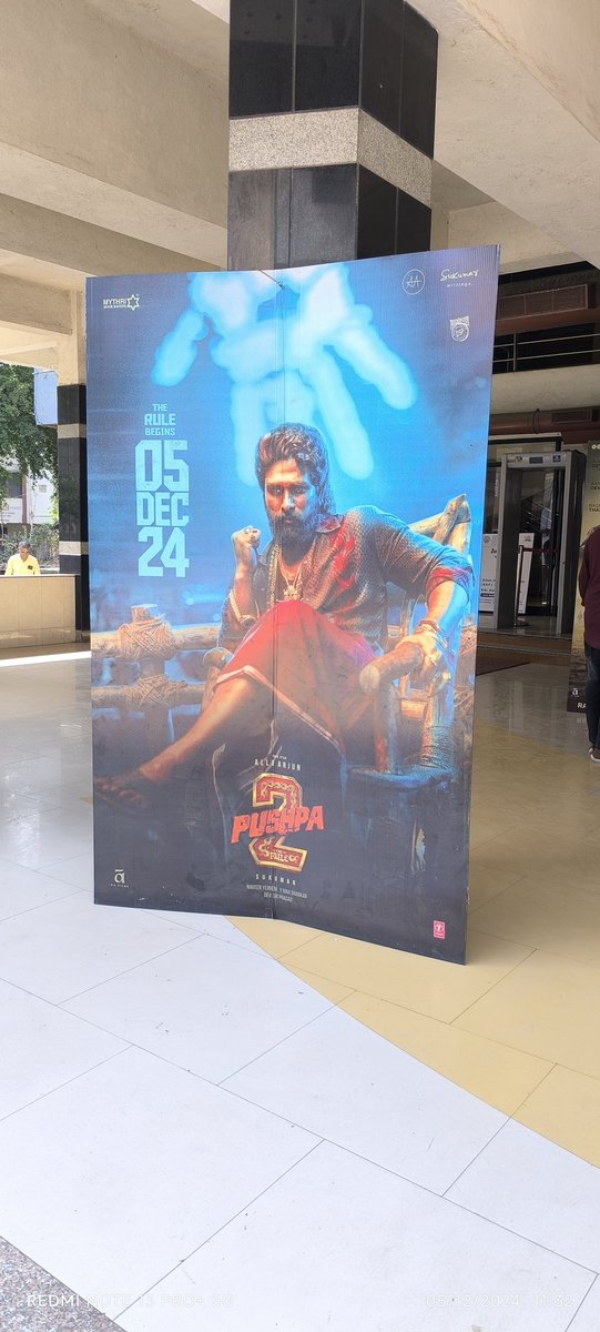Pihukh's tweet photo. I saw this movie, it is one of my favorite movies, #Pushpa2 movie is very good, you will like it a lot, whoever watches it, it is worth the money
Wow what a movie fantastic ♥️🥰
#WildFirePushpa
#Pushpa2
#AlluArjun
#pushpareview https://t.co/lXl8Im6kG4