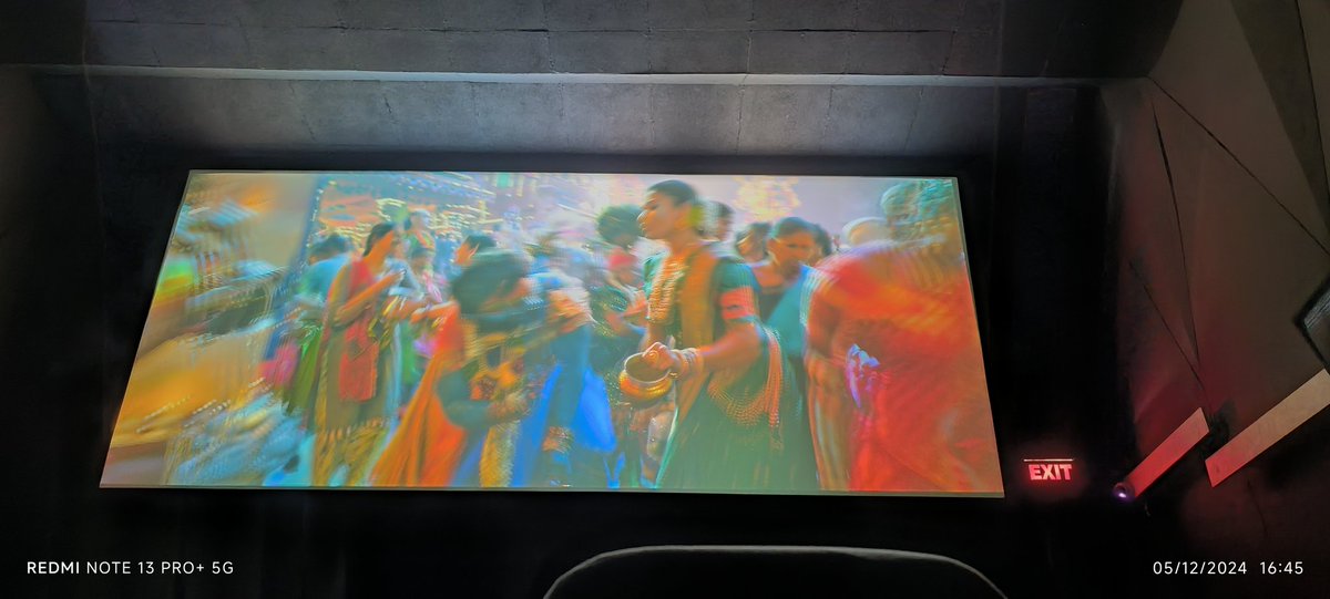 Pihukh's tweet photo. I saw this movie, it is one of my favorite movies, #Pushpa2 movie is very good, you will like it a lot, whoever watches it, it is worth the money
Wow what a movie fantastic ♥️🥰
#WildFirePushpa
#Pushpa2
#AlluArjun
#pushpareview https://t.co/lXl8Im6kG4