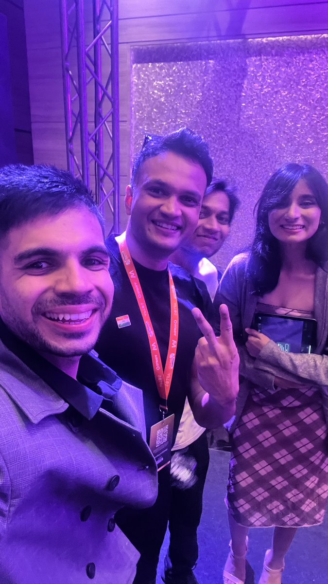 nomo_nomaya's tweet image. Just a casual throwback to that random Twitter Space with @cryptoady , @opinderpreet @simplykashif where we tried at predicting the price of $BTC this cycle. Fast forward to today: BAM! It’s officially the 100K Bitcoin Day 🎉

Celebrating with Bitcoin maxis like it’s 2140 

#IBW