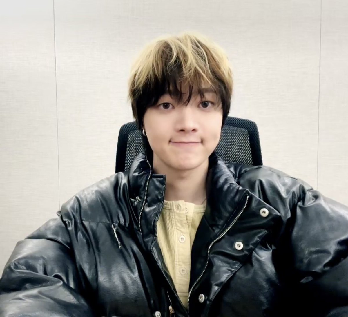 예쁘니 미소 장착−☆