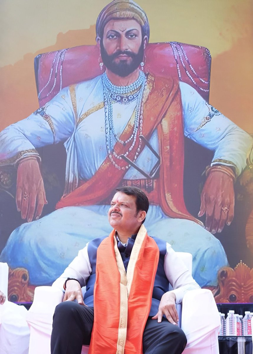 CantstopulovinM's tweet photo. स्वर्गात इंद्र......

देशात नरेंद्र.......

महाराष्ट्रात देवेंद्र........

अभिनंदन CM @Dev_Fadnavis साहेब!

#DevendraFadnavis https://t.co/okUdFE69Hw