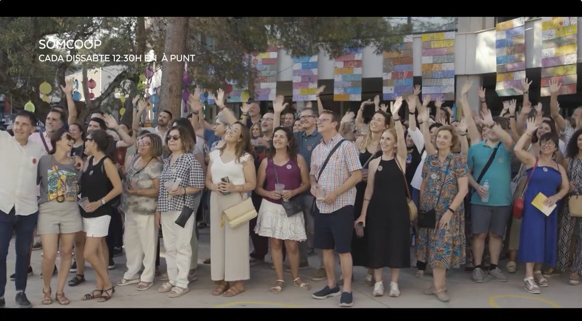 FEVECTA's tweet photo. Este finde sesión doble de '𝗦𝗼𝗺 𝗖𝗼𝗼𝗽' serie del #cooperativismovalenciano @apunt_media
📺Cap 4 Viernes 12h https://t.co/wpb5X62UOw
📺Cap 5 Sábado 12.30h https://t.co/Qz1xZlDTu8
Con @floridauni @GrupoSorollaEdu @aeioLuz @xicotetae #LaSomniada #Comboils @eclekte @Sercoval https://t.co/gIeBQzGwve