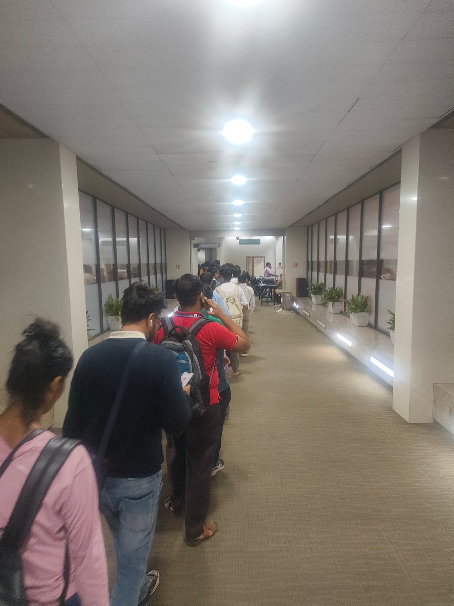 coolkarknee's tweet photo. @IndiGo6E Preventing unnecessary anxiety to travelers is definitely within your control. Why flash 'ETD 6.20' when this is the boarding queue at 6.15? https://t.co/K8UWCDMbjW