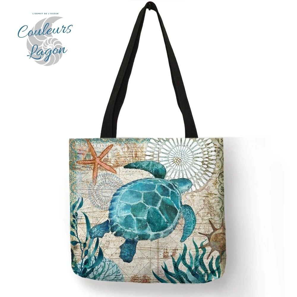 couleurs_lagon's tweet image. Sac Fourre Tout Vie sur Carte Marine carré 40cm 16&quot; 
21.4 EUR 
bit.ly/36ZB48l 
#16&quot; #40cm #algue marine #algues marine #baleine #bandouliere #bleu marine #carte marine #dauphin #fourretout #hyppoccampe #hyppoccampes #lin #marine #polyester #poulpe #sacs #tortue #tortu...