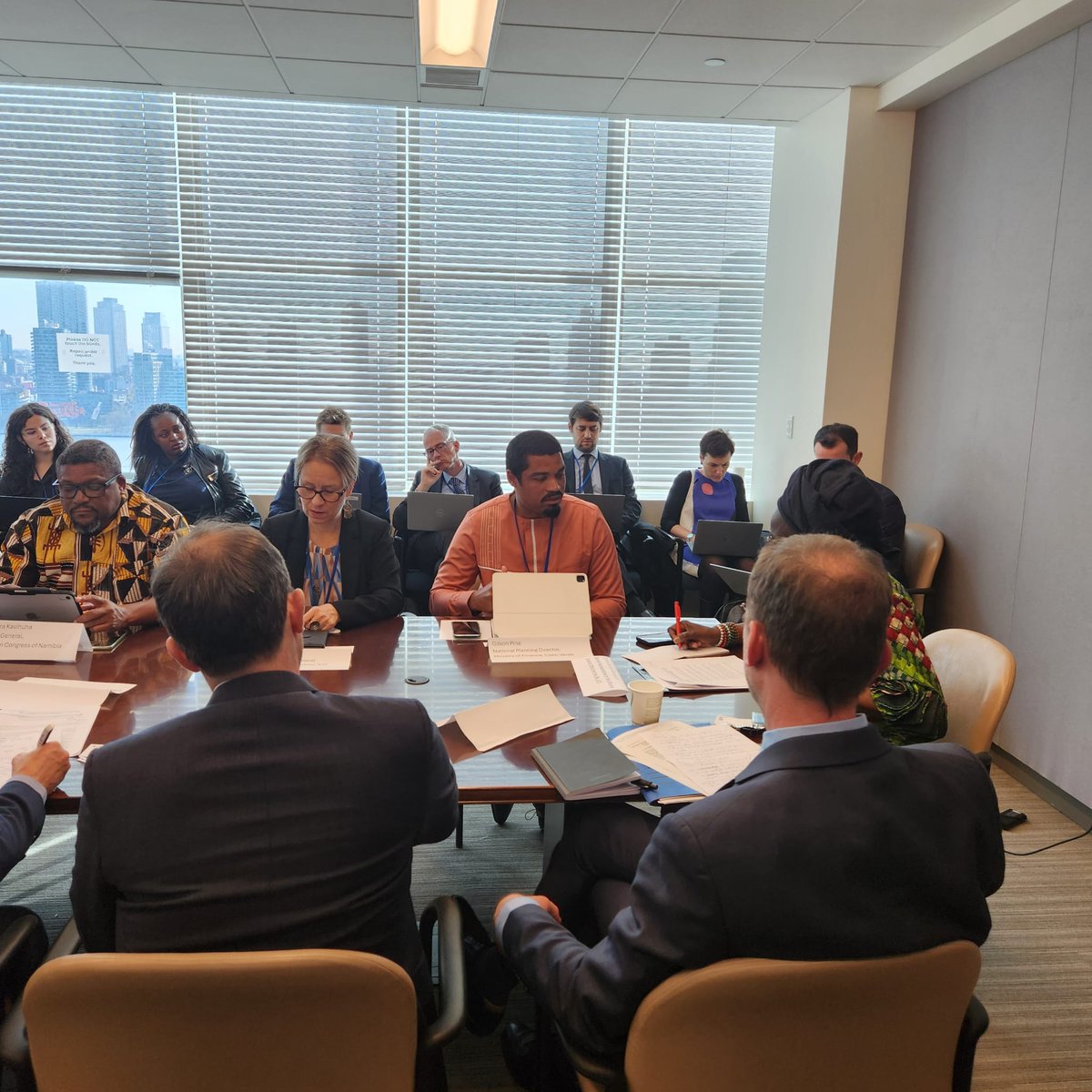 GilsonPina2's tweet photo. No âmbito da  Sessão do Comité Preparatório para a Quarta Conferência Internacional sobre o FfD4, realizou-se, um evento, intitulado “Acelerar os Investimentos em Empregos Dignos e Proteção Social para Finanças sustentáveis e retornos sociais”.
https://t.co/U8b9mDnvGY https://t.co/liQOhpioht