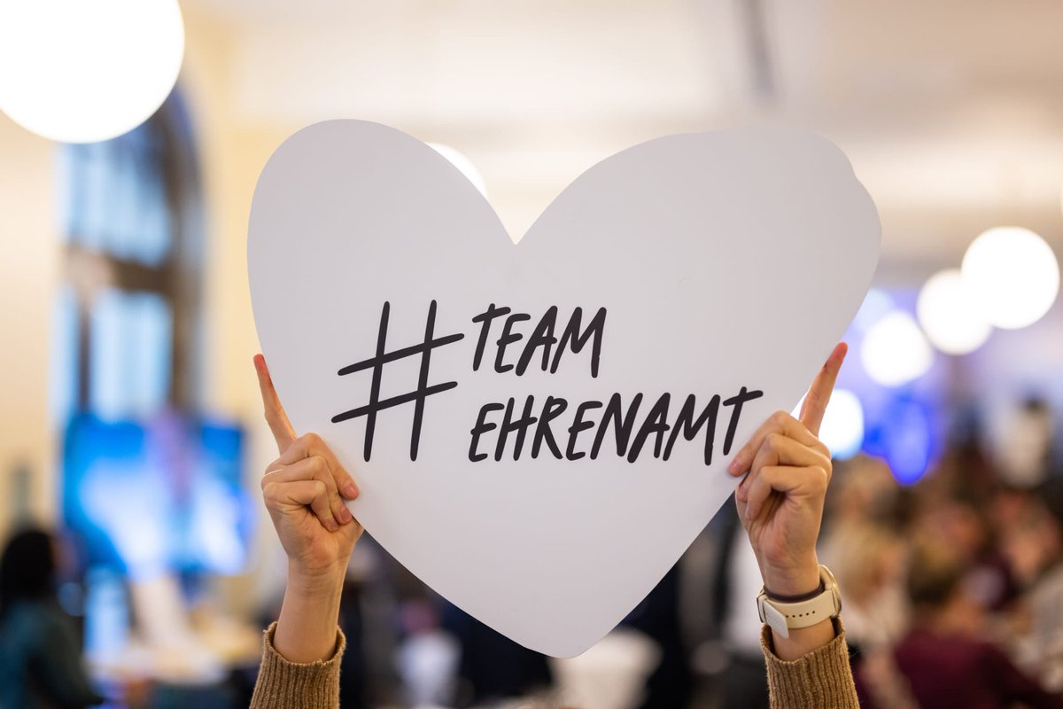 Forum Colonia (@forumcolonia) on Twitter photo 🌍✨ Heute ist der Internationale Tag des Ehrenamts, und wir möchten die Gelegenheit nutzen, unseren unermüdlichen ehrenamtlichen Helfer*innen von Herzen zu danken! ❤️
#ForumColonia #DankeEhrenamt #EhrenamtBewegt #TagDesEhrenamtes @EngagementStiftung <a href="/D_S_E_E/">Deutsche Stiftung für Engagement und Ehrenamt</a> @StadtKöln 🌍✨ Heute ist der Internationale Tag des Ehrenamts, und wir möchten die Gelegenheit nutzen, unseren unermüdlichen ehrenamtlichen Helfer*innen von Herzen zu danken! ❤️
#ForumColonia #DankeEhrenamt #EhrenamtBewegt #TagDesEhrenamtes @EngagementStiftung <a href="/D_S_E_E/">Deutsche Stiftung für Engagement und Ehrenamt</a> @StadtKöln