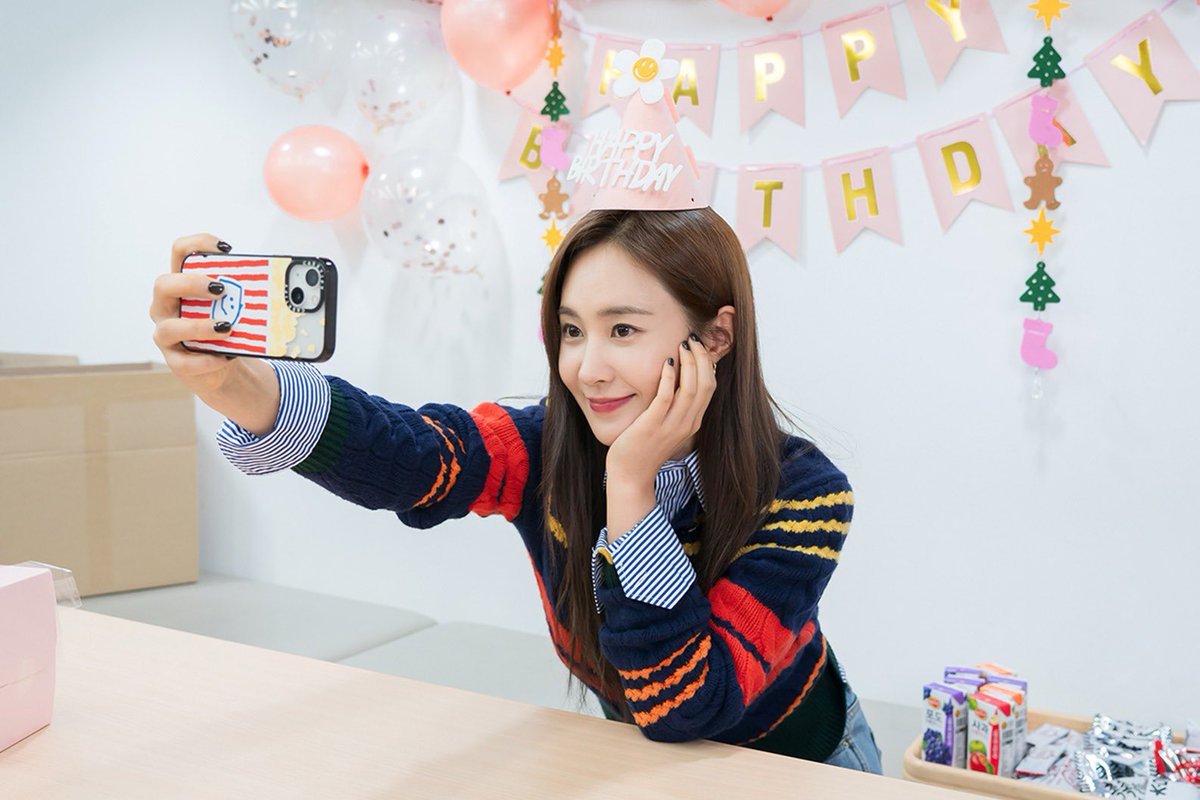 selfolssi's tweet photo. OPEN FOLLBACK 🥳

- RT post ini
- Reply tweet ini! 💕

“Happy Birthday to the incredible Kwon Yuri @yulyukx 💙 🎉 Thank you for inspiring us with your talent, beauty, and kind heart. Wishing you endless happiness and success this year. Keep shining, our Black Pearl! 🖤✨” https://t.co/JH8APuLW3P