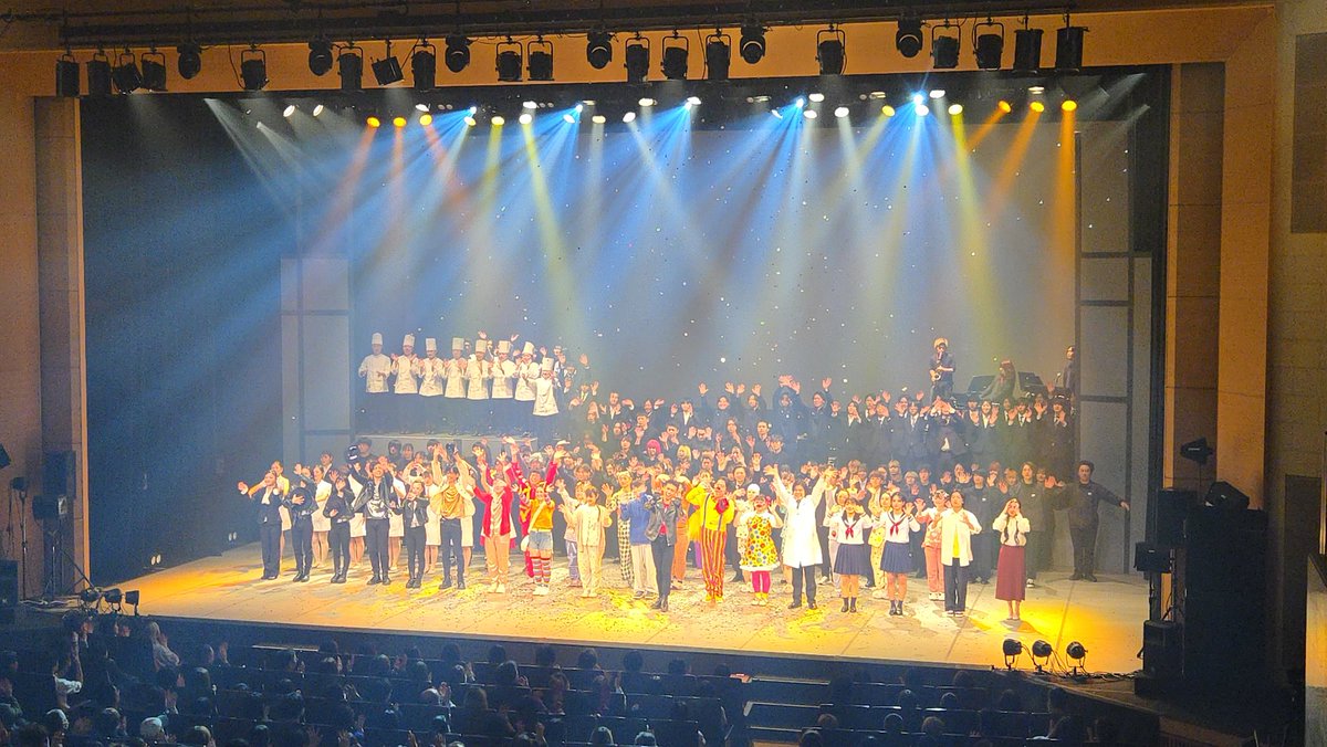 sendai_hom's tweet photo. ⋱ 🌟 #HospitalOfMiracle_仙台 🌟⋰ 

初日終演いたしました！✨ 
お越しくださった皆様ありがとうございました🎶 
明日も📍楽楽楽ホールにてお待ちしております🌟 

感想もぜひお待ちしております！ 

#ホスピタルオブミラクル https://t.co/C30A95Ey9T