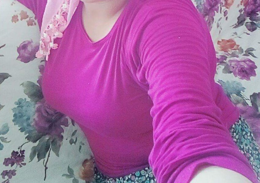 YARIN 5
23. İkindi namazı kılınacak 
24. Akşam yemeği hazırlanacak, yemek yapılırken X bakılacak 
25. Kocaya ahırda yardım edilecek 
26. Akşam namazı kılınıp yemek yenilip çay içilip. Koca köy odasina gönderilecek 
27. Bulaşık yıkanıp, yatsı namazı kılınacak 
27. TV açılacak