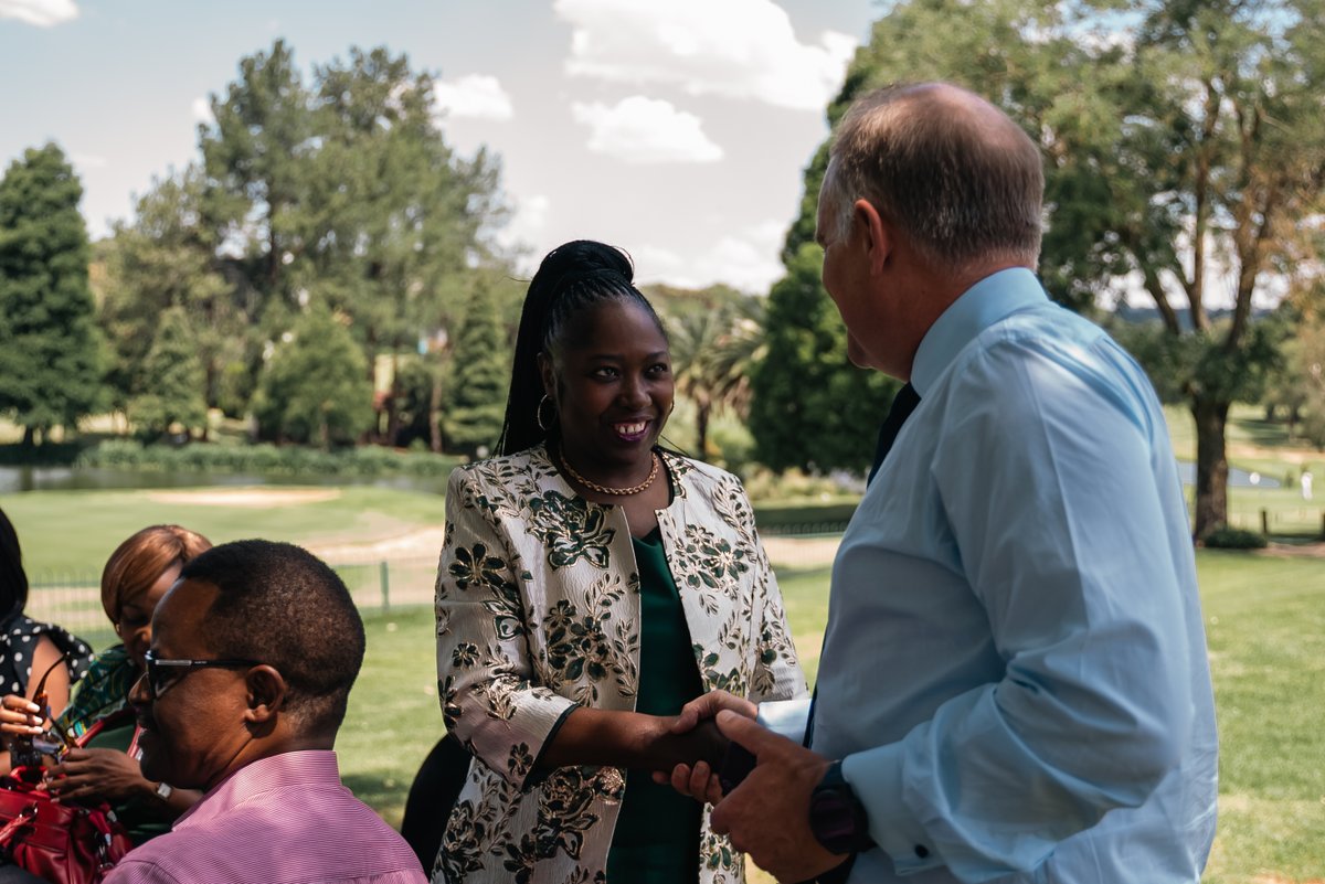 CIPS_SA's tweet photo. Thank You, Ben, for Visiting the Southern Africa Region! 

A big thank you to our key stakeholders for their invaluable contributions to the conversation!

#CIPS #CIPSAfrica #Collaboration #ProcurementExcellence #ProcurementInsights #SupplyChainExcellence https://t.co/xtqUoYqysu