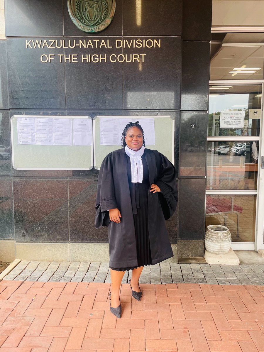 SisMbali__'s tweet photo. “Good Afternoon Counsel” - besho mina njalo 🤭 https://t.co/rshMVuo7Ox