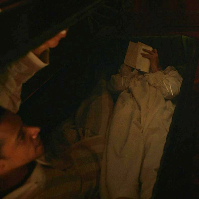 butchedup's tweet image. everytime i remember louis slept in claudia's coffin after the trial i have to take deep heavy breaths cause i #remembered