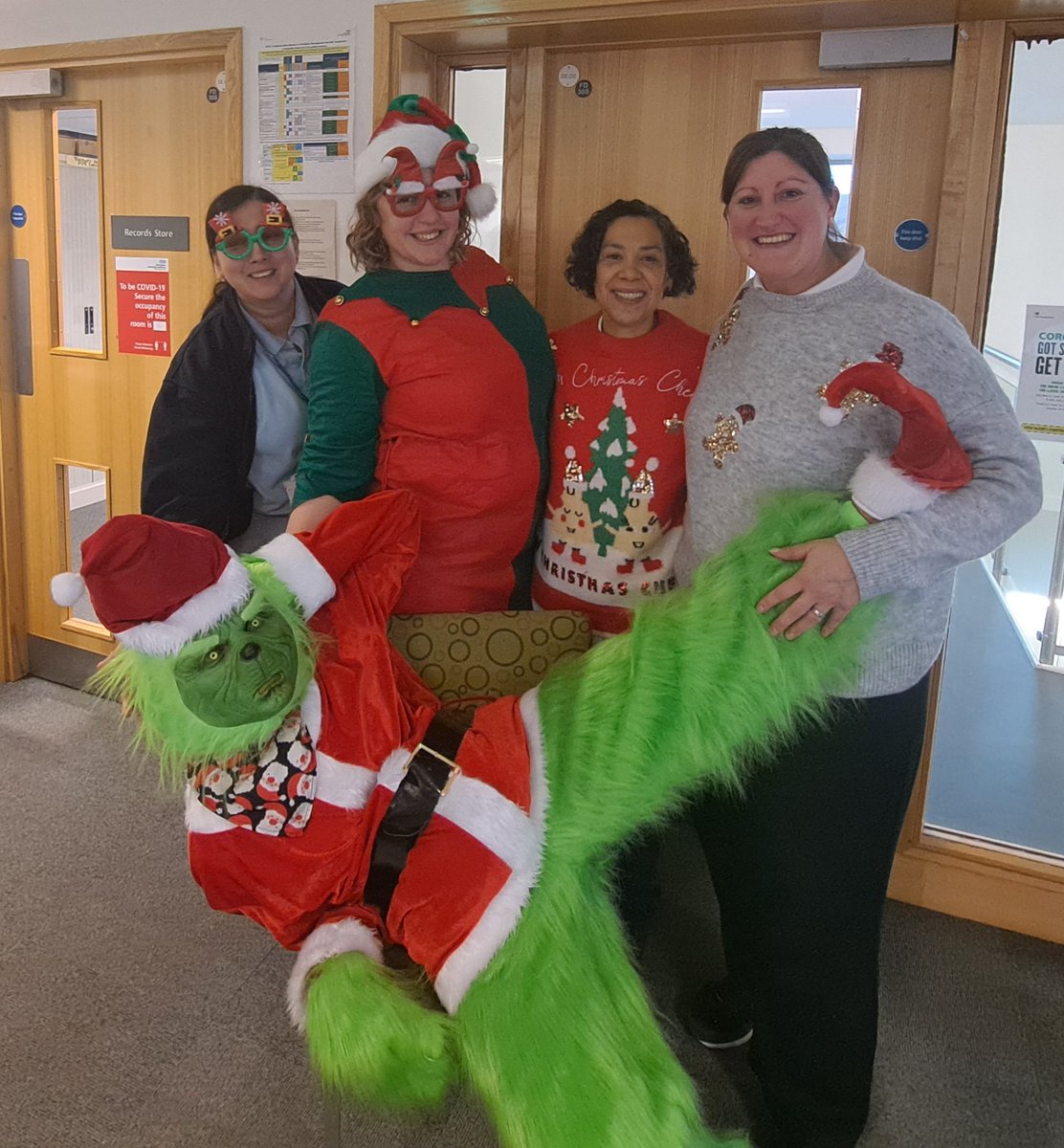 Falls Prevention Team Winter Woolies application!
#BCHCWWW24 
<a href="/bhamcommunity/">@bhamcommunity</a> <a href="/CharityStaceyT/">Stacey Taylor 💙🏳️‍🌈</a> <a href="/RebeccaFullilo3/">Rebecca Fullilove</a> @Katie_wasp <a href="/katesturgess/">Kate</a> 
<a href="/bchcinspire/">BCHCINSPIRE</a> <a href="/BCHC_RnI/">BCHC R&I</a> 
Merry Christmas everyone!!!
