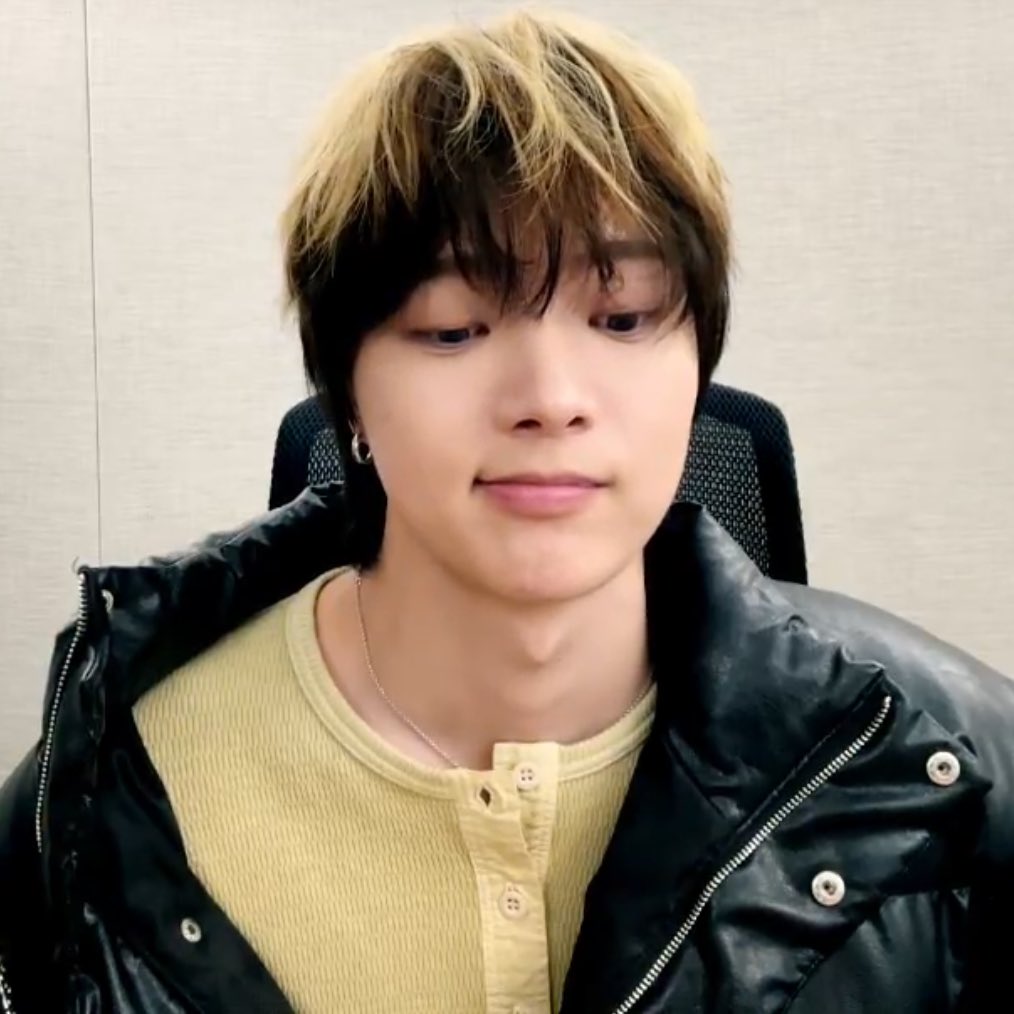 ૮( ◉ ⤚ ◉ )ა