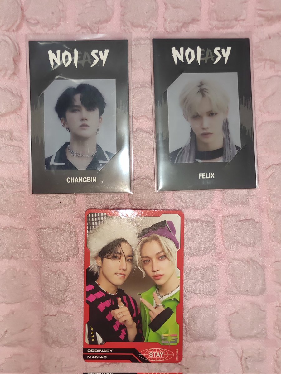seobincarts's tweet photo. wts lfb!
 ☆ stray kids assorted photocards 

— 1st photo: 10 pesos ea
— 2nd photo: 20 pesos each
— reply or dm to claim

# wts lfb stray kids skz seo changbin lee felix han jisung kim seungmin photocards noeasy oddinary seasons greetings https://t.co/PoTj7U7Nl6