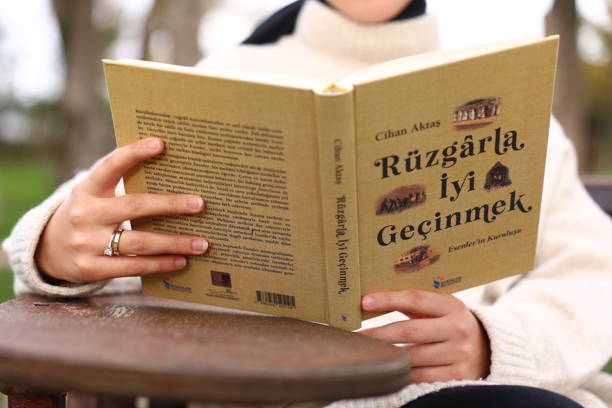 sehirdusuncemer's tweet photo. "Rüzgârla İyi Geçinmek" yeni tasarımıyla çıktı!  
 
Kitabın tamamına #online ulaşmak için: https://t.co/1n3Jl5FGpe @chn_aktas https://t.co/GMgCbkhPSw