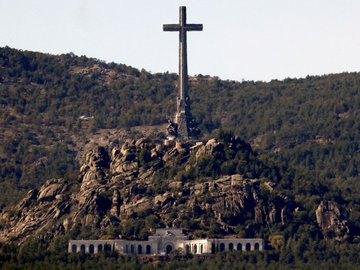 Abogados Cristianosﻦ tweet media
