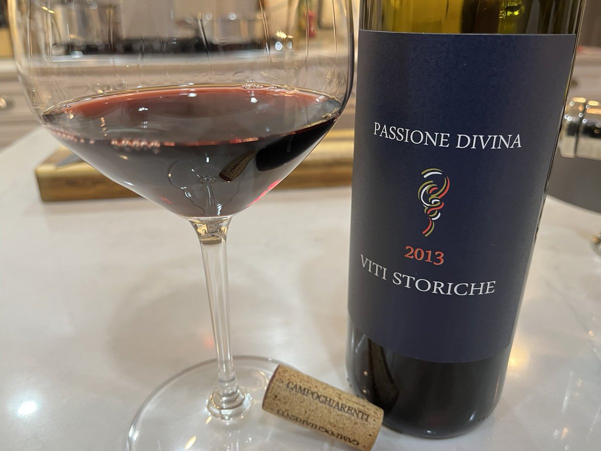 JohnMFodera's tweet photo. Boom! A new installment of #TuscanSnips is live. 7 reviews. Some new releases, some Cellar gems #Tuscanvines @SeagreenWench @Sassodoro @Gordo19571 @MikeyGio85 @stock_guy1 @Vino101net @JT_in_LA @WinoJimbow @Noles31BB @CarStan1114 @KevinJlew @lebonvinfr
Tuscan Snips – Volume 16 https://t.co/GjjeVMiynk