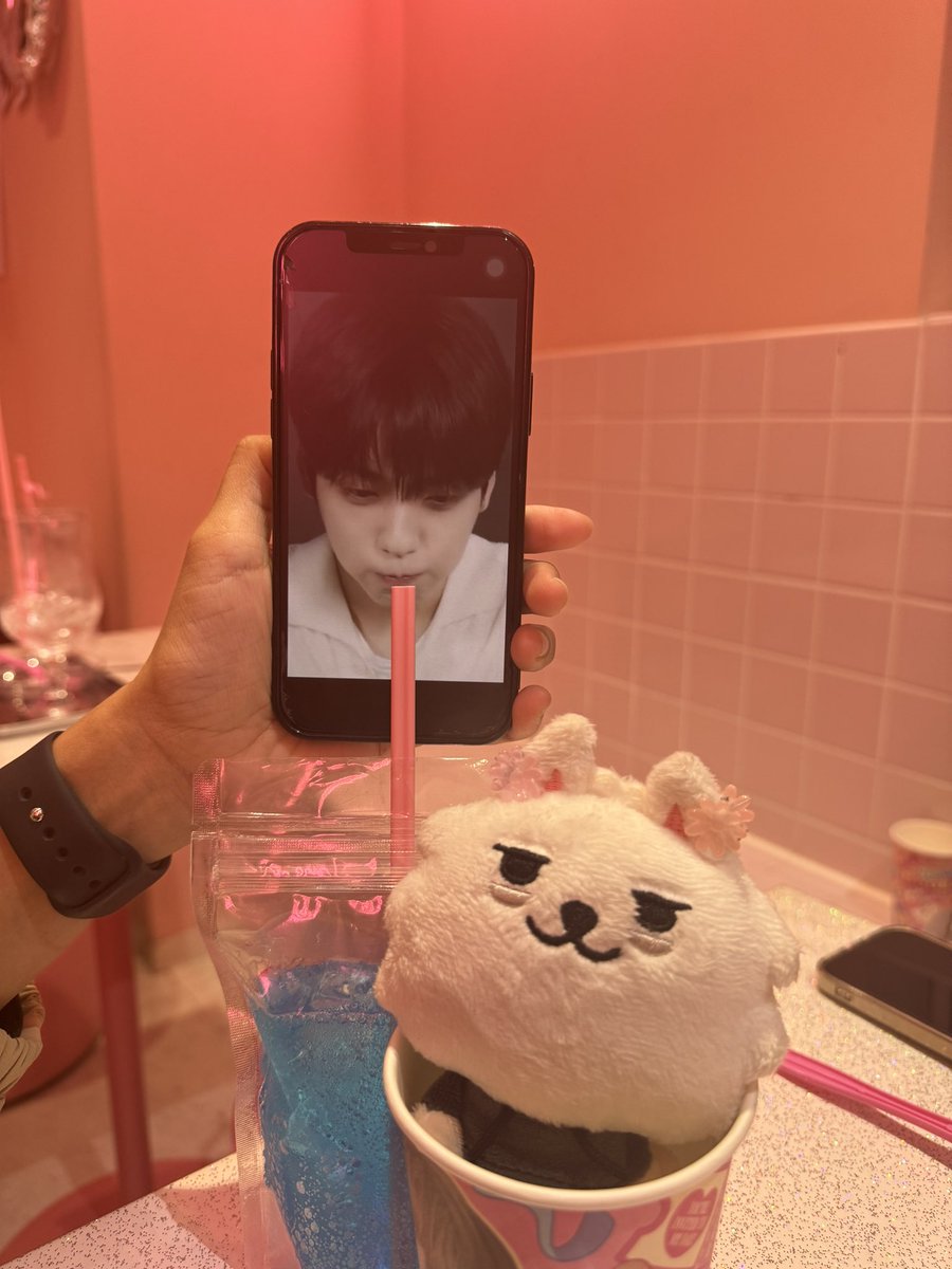 today’s wrap pt2

yolum’s cafe 
<a href="/reverdream1205/">REVER DREAM</a> 님
<a href="/reverdream_jp/">𝗥𝗘𝗩𝗘𝗥 𝗗𝗥𝗘𝗔𝗠 𝗝𝗣</a> 님