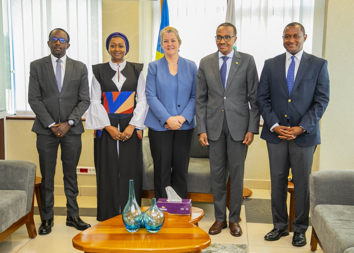 RwandaEmergency's tweet photo. Today, Minister Maj Gen (Rtd) Albert Murasira welcomed UNHCR Deputy High Commissioner @KellyTClements. The Minister shared insights into Rwanda’s initiatives &amp; pledges to protect &amp; support refugees, highlighting the commitment to ensuring their safety and economic opportunities. https://t.co/BLK2bjJhyf