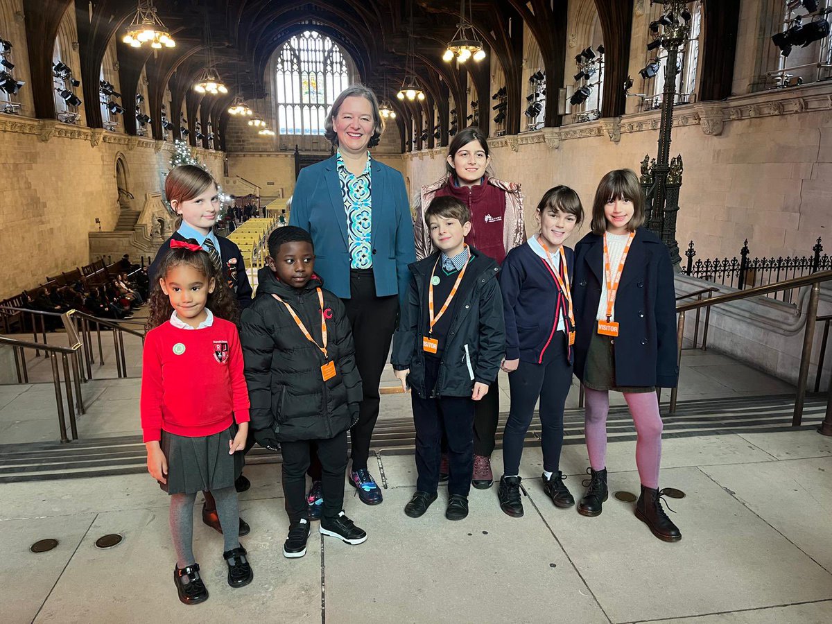 🎄👏 It was brilliant to have the winners of my Christmas card competition in Parliament yesterday. 

They had a tour of Parliament with me and got to see their designs on my card which has been sent to the King. Congratulations to these artists.

<a href="/heathmereschool/">Heathmere Primary School</a> <a href="/PutneySMPS/">St Mary's CE Primary School, Putney</a>
