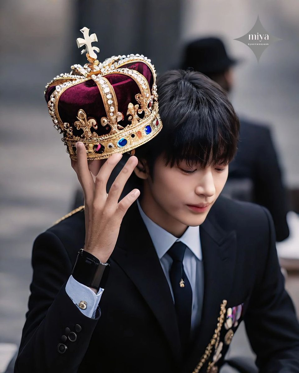 baegijih's tweet photo. 개미쳣다 https://t.co/bZHQ4wb9d9