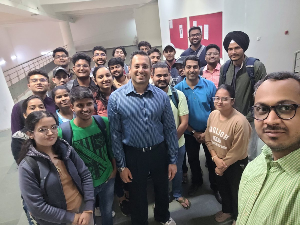 ZachariahViji's tweet photo. Pics with some of the students attending my lectures at AFS-1 at IIT Jodhpur. @iitjodhpur https://t.co/RoDqY1tvXb