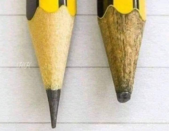 " جب آپ کچھ نہیں کر رہے ہوتے تو" *خوبصورتــــــ نظر آنا آسان ہوتا ہے..."*