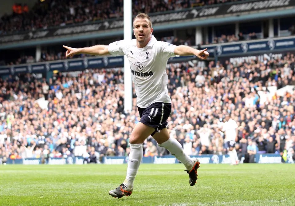 TheSpursWatch's tweet photo. 🎙️Rafa van der Vaart:

"Leaving Tottenham was the most stupid decision of my career. My dream club was always Real Madrid, but playing for Tottenham was a privelage.

White Hart Lane? WOW. I have to say I’m a romantic guy, playing at White Hart Lane, imagine I’ve played in the Bernabéu and many big stadiums and sometimes you’re tired and don’t want to play and think ‘let’s just get over it’, but I walk in White Hart Lane and I’ve never felt so special." 🇳🇱🤍