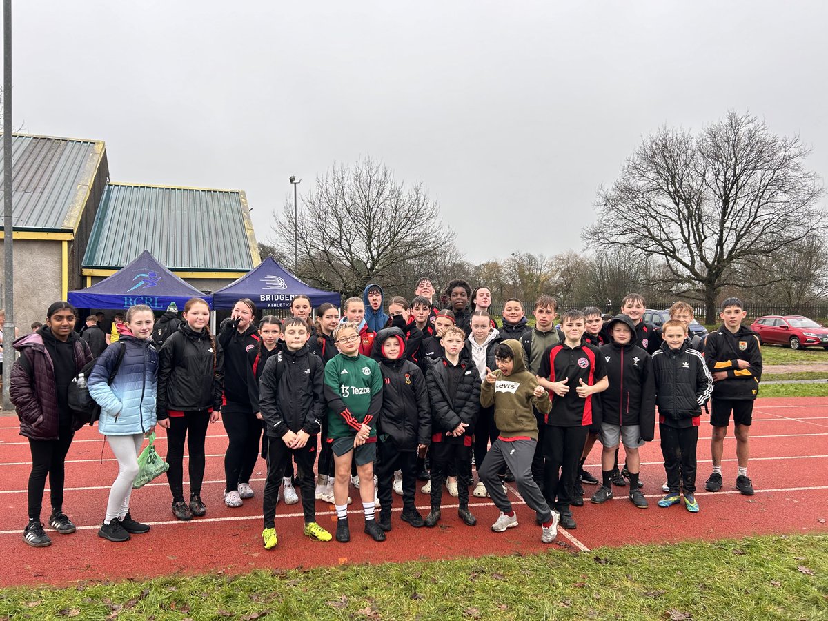 Idris Davies 3-18 Health and Wellbeing tweet media