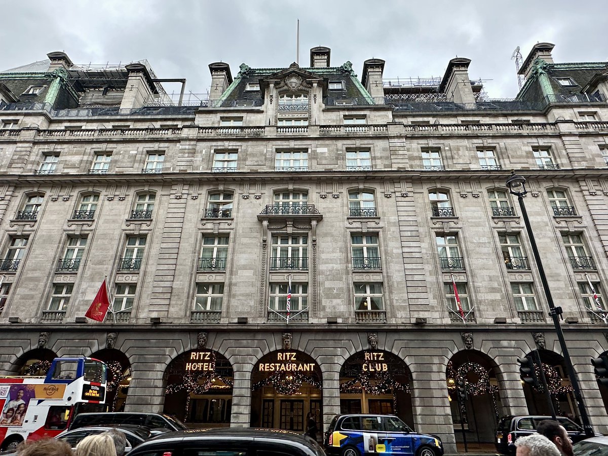 Dear <a href="/depraved_dame/">chloe 🖤 GO3 SPOILERS ✨</a> 
As I couldn’t get an afternoon tea booking, this one goes to you. I’m enjoying a spot of lunch at the Rivoli Bar— I’m sitting in view of the table, where the gardener &amp; the priest had their very 1st date. I can just imagine them sitting there 💛💛