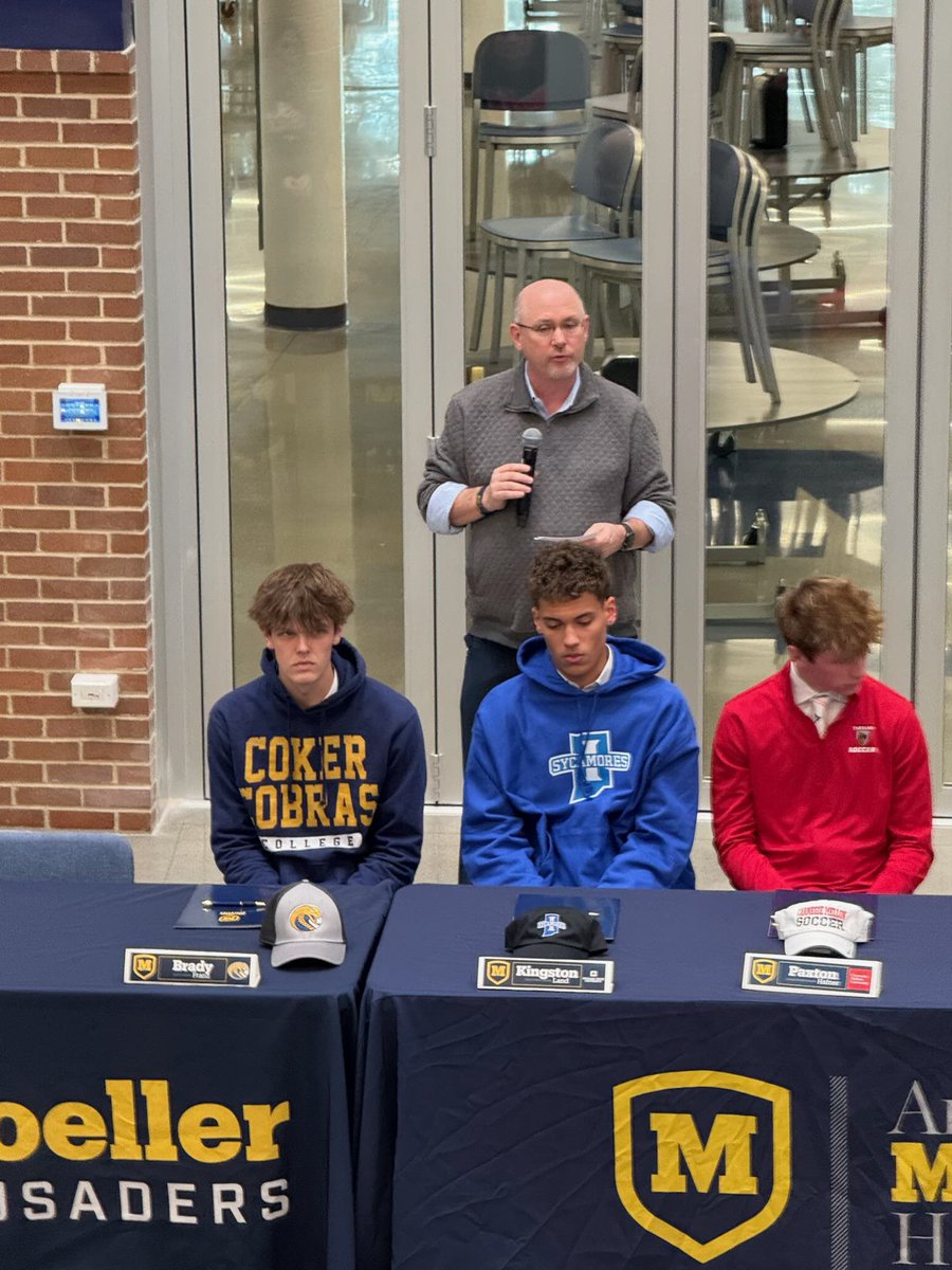 Congrats to our Moeller Basketball duo on signing yesterday. #GoBigMoe 

Kingston Land - Indiana State University
Brady Franz - Coker University