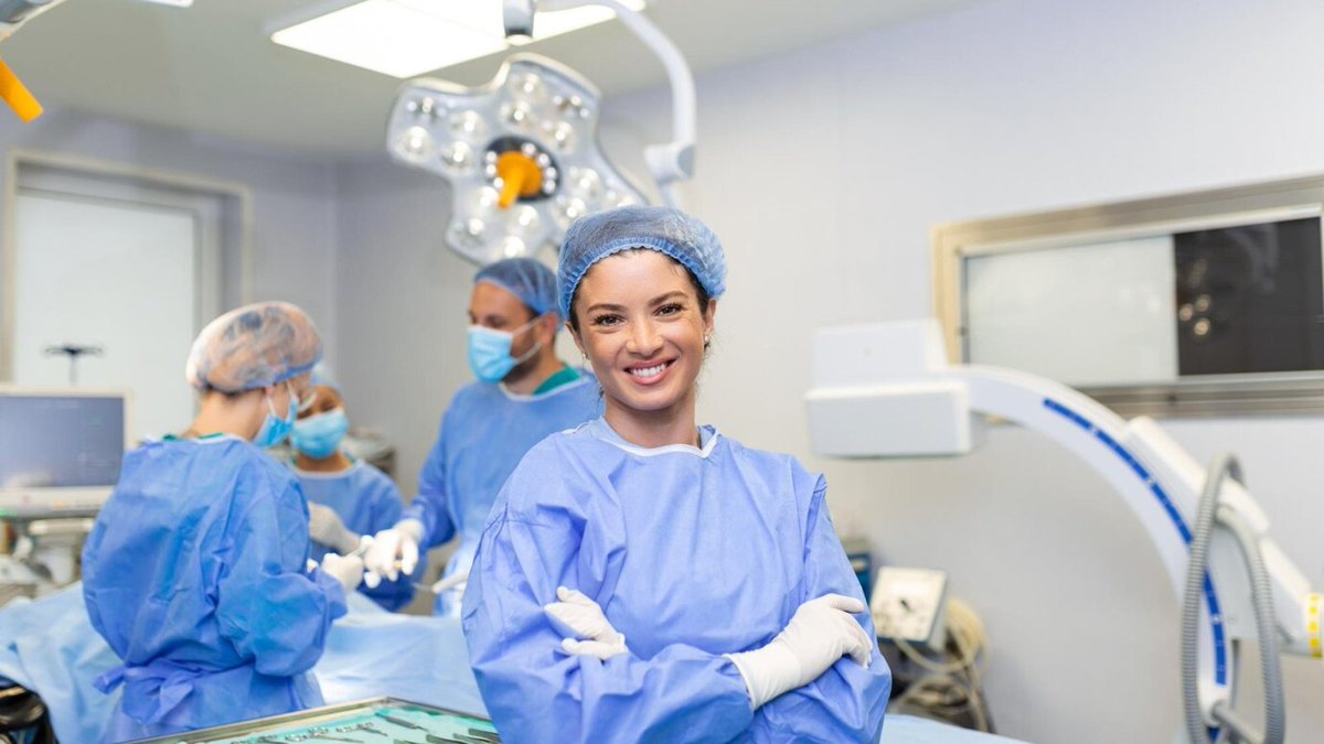#Santé

🔎 Le KLESIA Mut’ Mag fait le point sur la chirurgie mini-invasive, une technologie qui permet de réaliser de très petites incisions grâce à un système d’imagerie vidéo !

🗞️ RDV p20 👉 klesiamut.fr/fr/klesia-mut-…