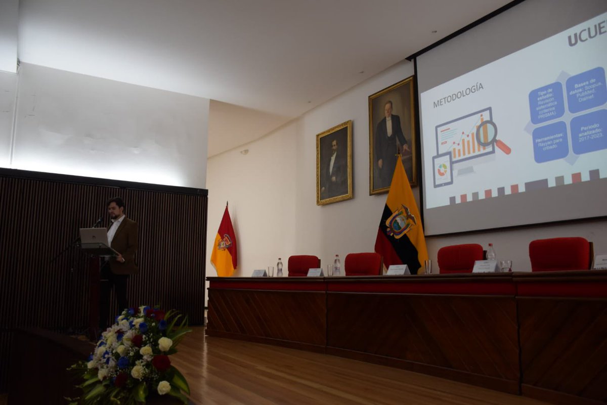 Facultad de Filosofía UCuenca tweet media