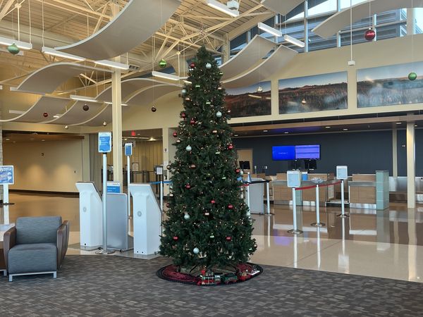 Manhattan,KS Airport tweet media