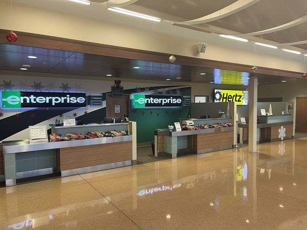 Manhattan,KS Airport tweet media