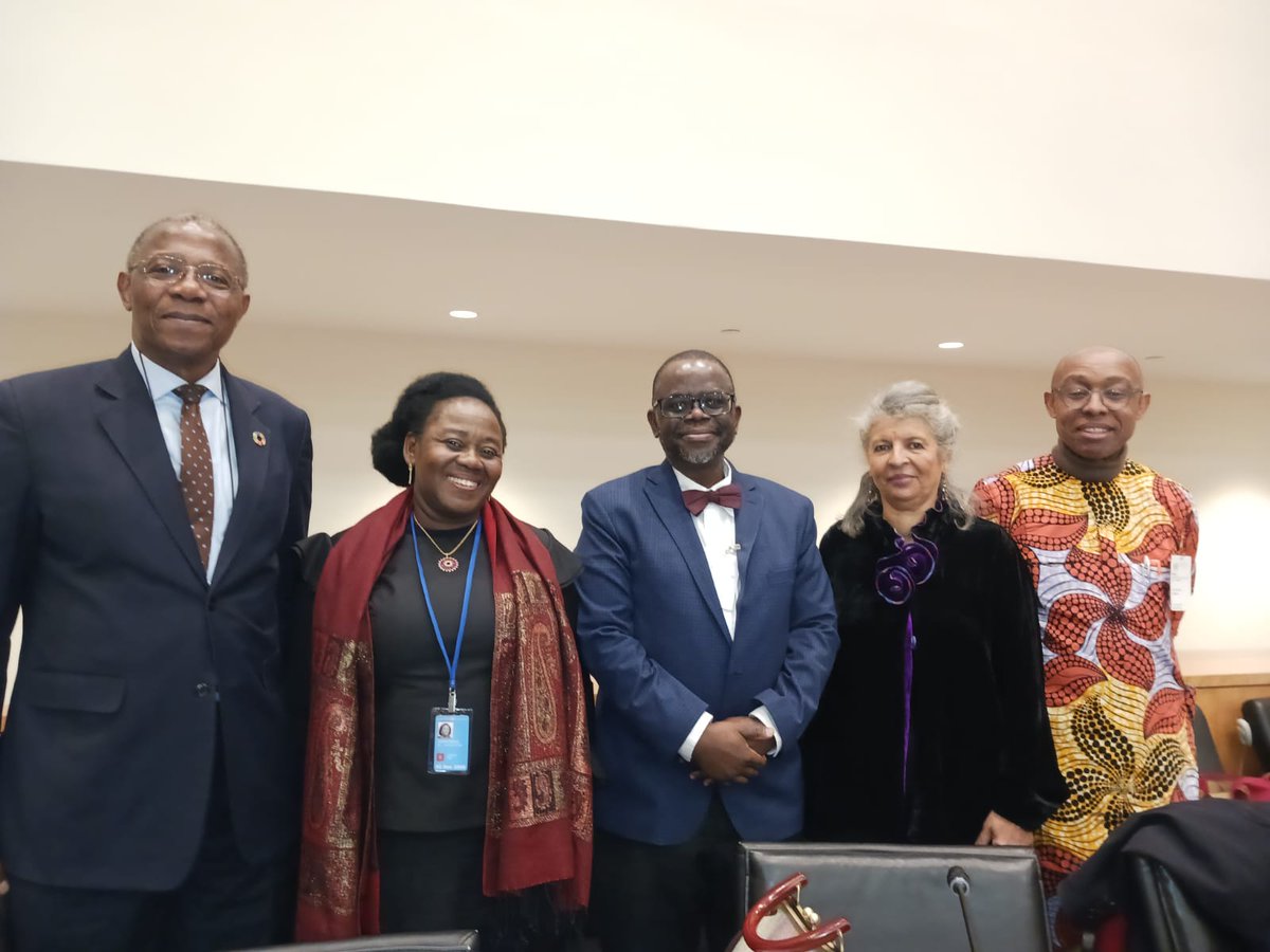 ChidiOdinkalu's tweet photo. Our #KeynotePanel at #AcademicAfrica2024 with @UNOSAA1 engaged with the legacies of #BerlinWestAfricaConference for law, rights & statehood in #Africa. It was chaired by @obioraokaforc (in bow-tie) & included Ghana's Chief Justice Gertrude Torkonoo; @PenelopeAn5172 & I. https://t.co/J3tswbEpxe