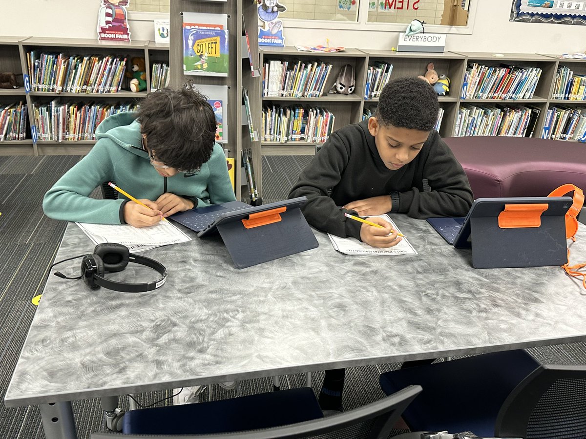 Christina Merta tweet media