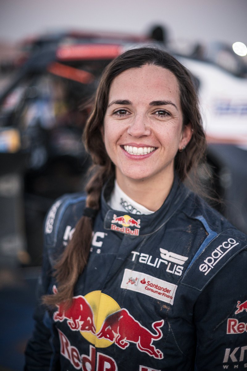 dakar's tweet photo. Can’t wait to see these smiles again! 😊✨
 🔜 #Dakar2025 #DakarInSaudi https://t.co/qXURxWbOls