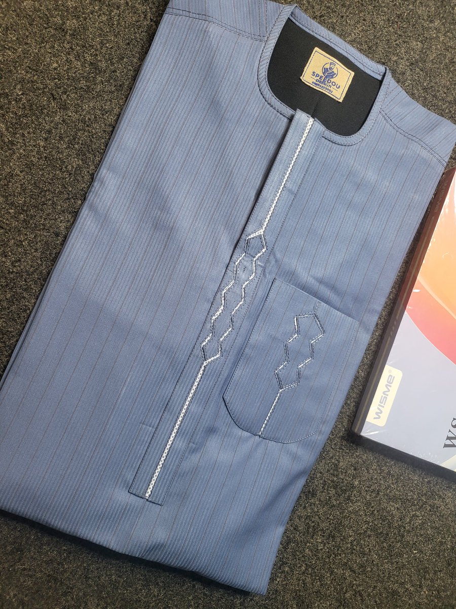 Speedoudesign's tweet photo. Speedou design

-Ready made classic for gentlemen 
-all sizes 
-50,000 naira only 
-Free delivery within Kano
-Nation wide delivery 

Order yours now 08101195092 https://t.co/5q01SygwAX