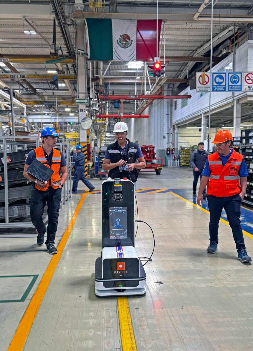 FlexQube's tweet image. Touchdown! 🤖 

Our innovative AMR system has officially landed in Mexico for the first time—a significant milestone for FlexQube! 🎉

To learn more about our AMR system, visit our website or contact our sales reps!

#amr #innovation #autonomousmobilerobot #robotics #tech