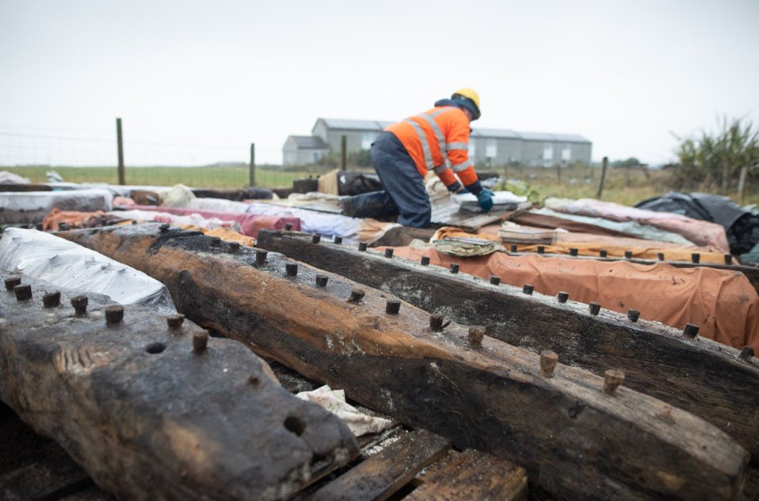 Wessex Archaeology (@wessexarch) on Twitter photo We’re excited to share that our marine team, and historic timber specialists <a href="/Dendrochronicle/">Dr Coralie Mills</a>, have received funding from @histenvscot that will enable us to continue investigating the #SandayShipwreck found on the shores of #Orkney. ⚓️🧐
Read more: ow.ly/YB4B50Ulya9 We’re excited to share that our marine team, and historic timber specialists <a href="/Dendrochronicle/">Dr Coralie Mills</a>, have received funding from @histenvscot that will enable us to continue investigating the #SandayShipwreck found on the shores of #Orkney. ⚓️🧐
Read more: ow.ly/YB4B50Ulya9